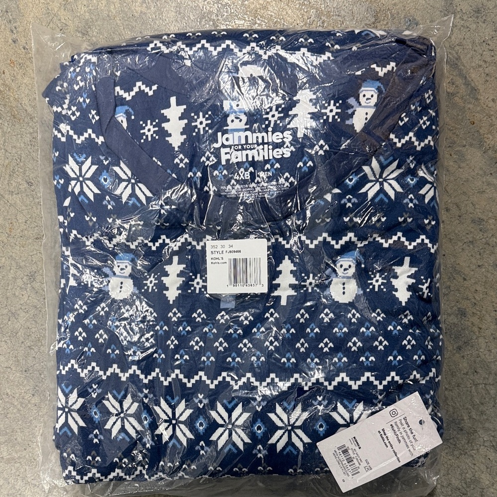 Kohl's Blue and White Snowman Pajama Set